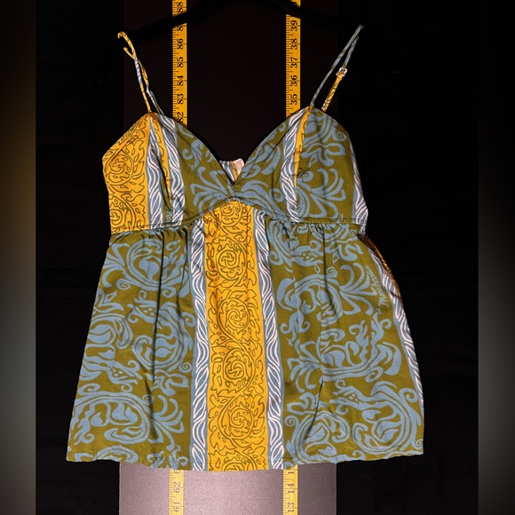 Manuhealii Yellow and Green Camisole Top - Picture 4 of 5